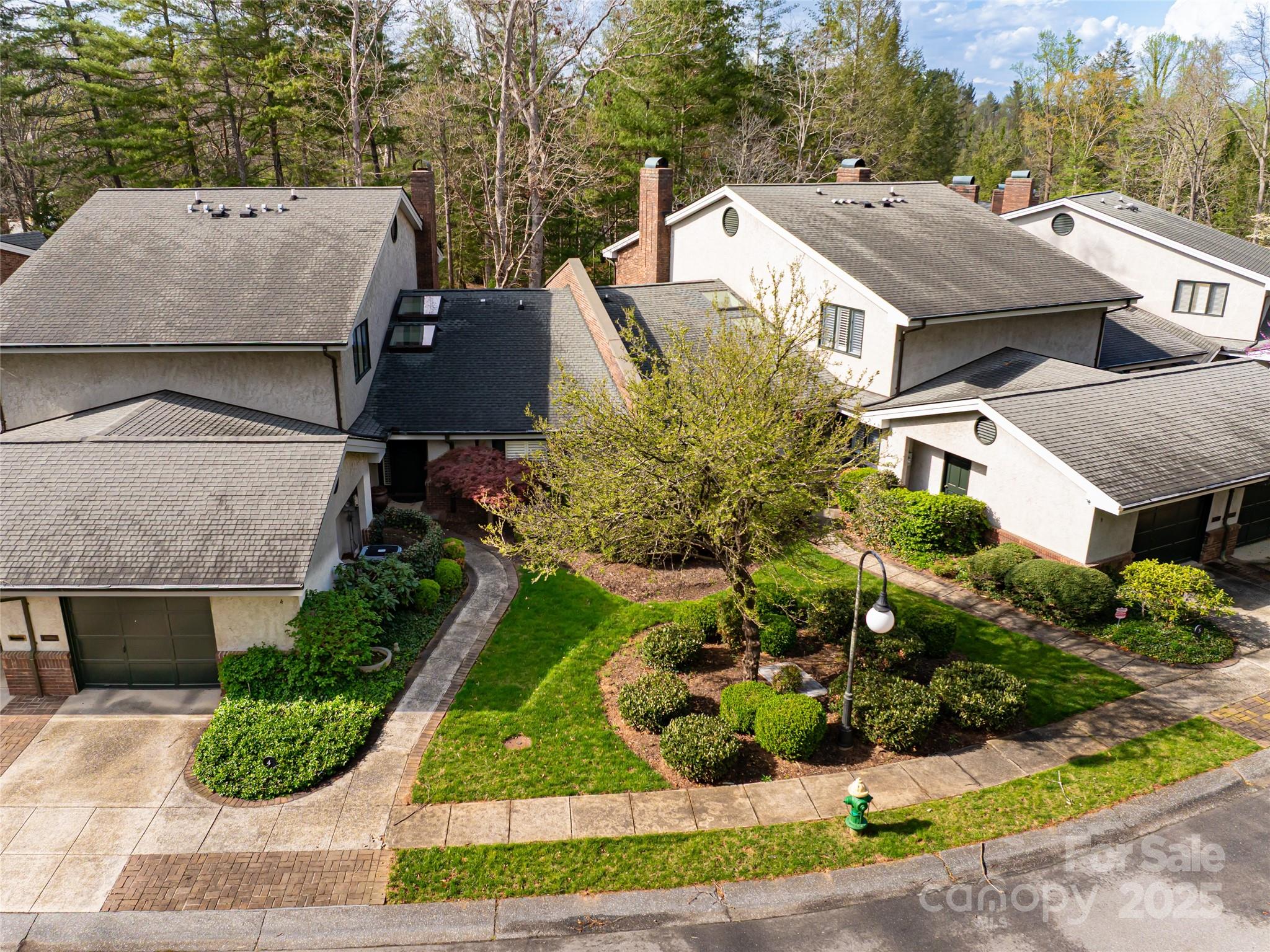 4 Bourne Lane