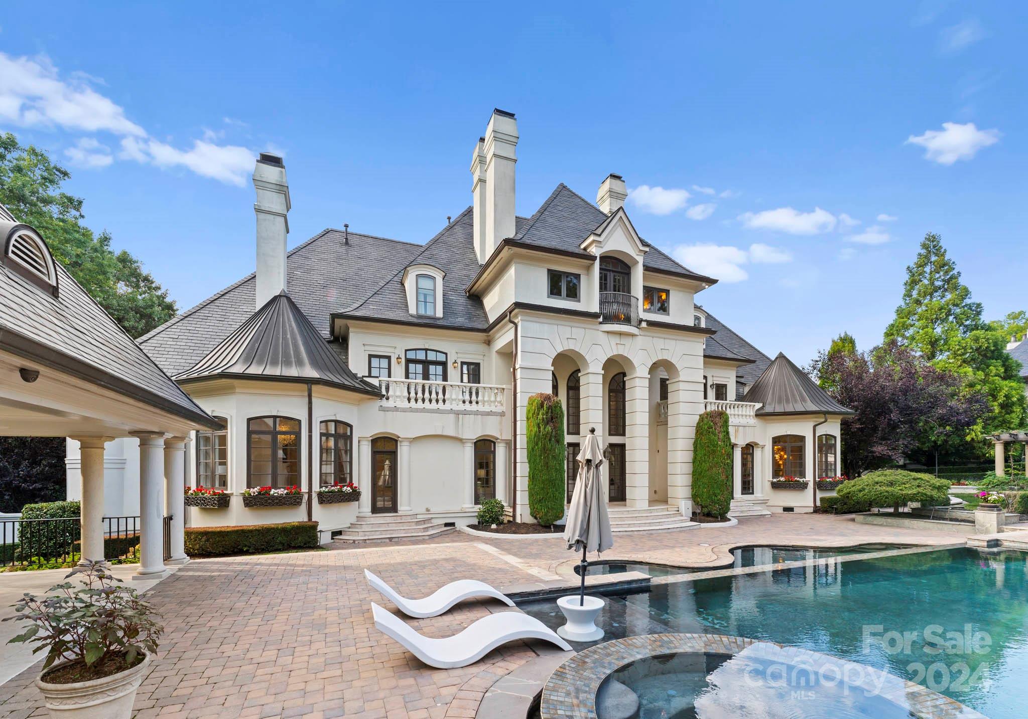 Seven Eagles - Residential