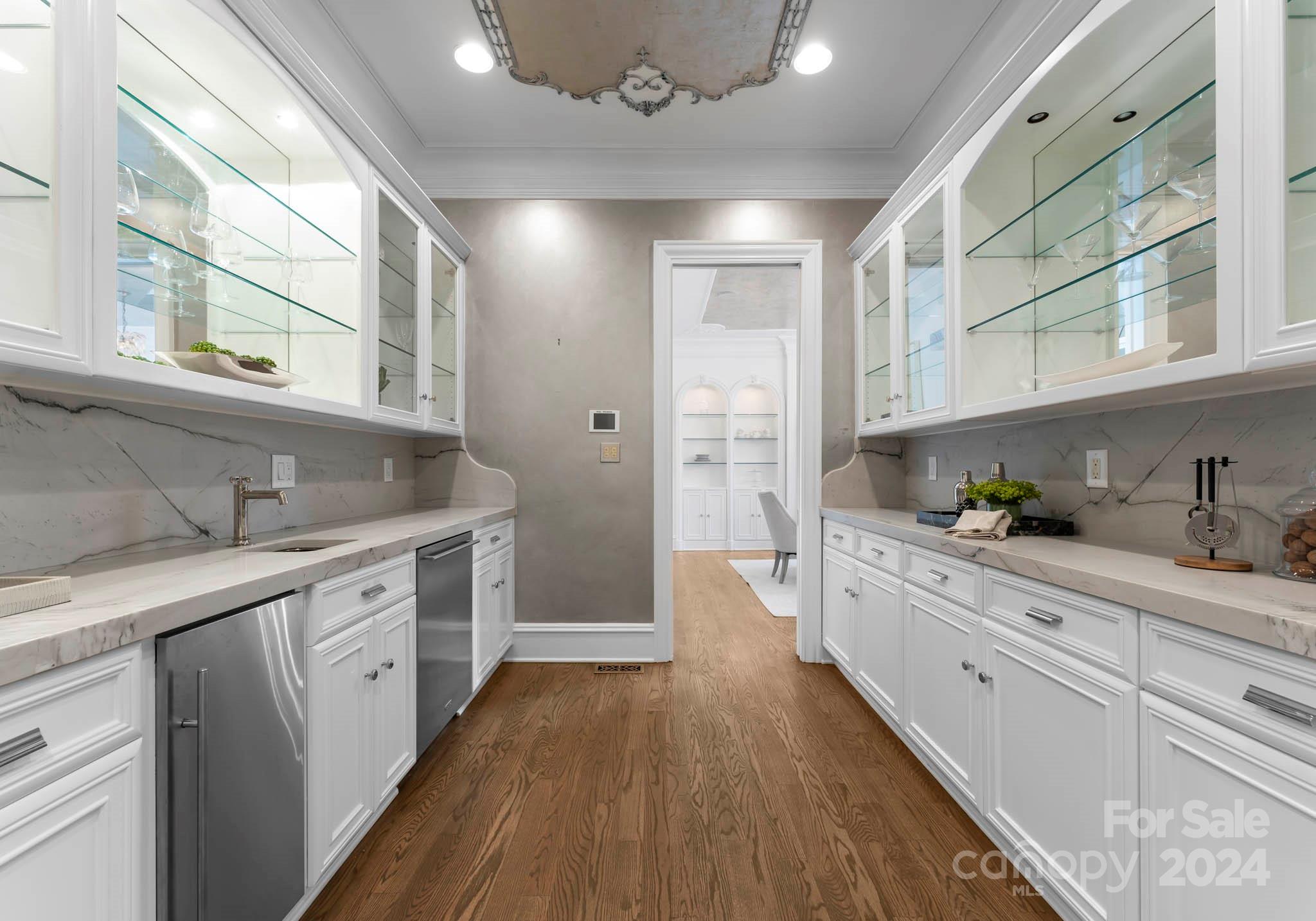 Seven Eagles - Residential