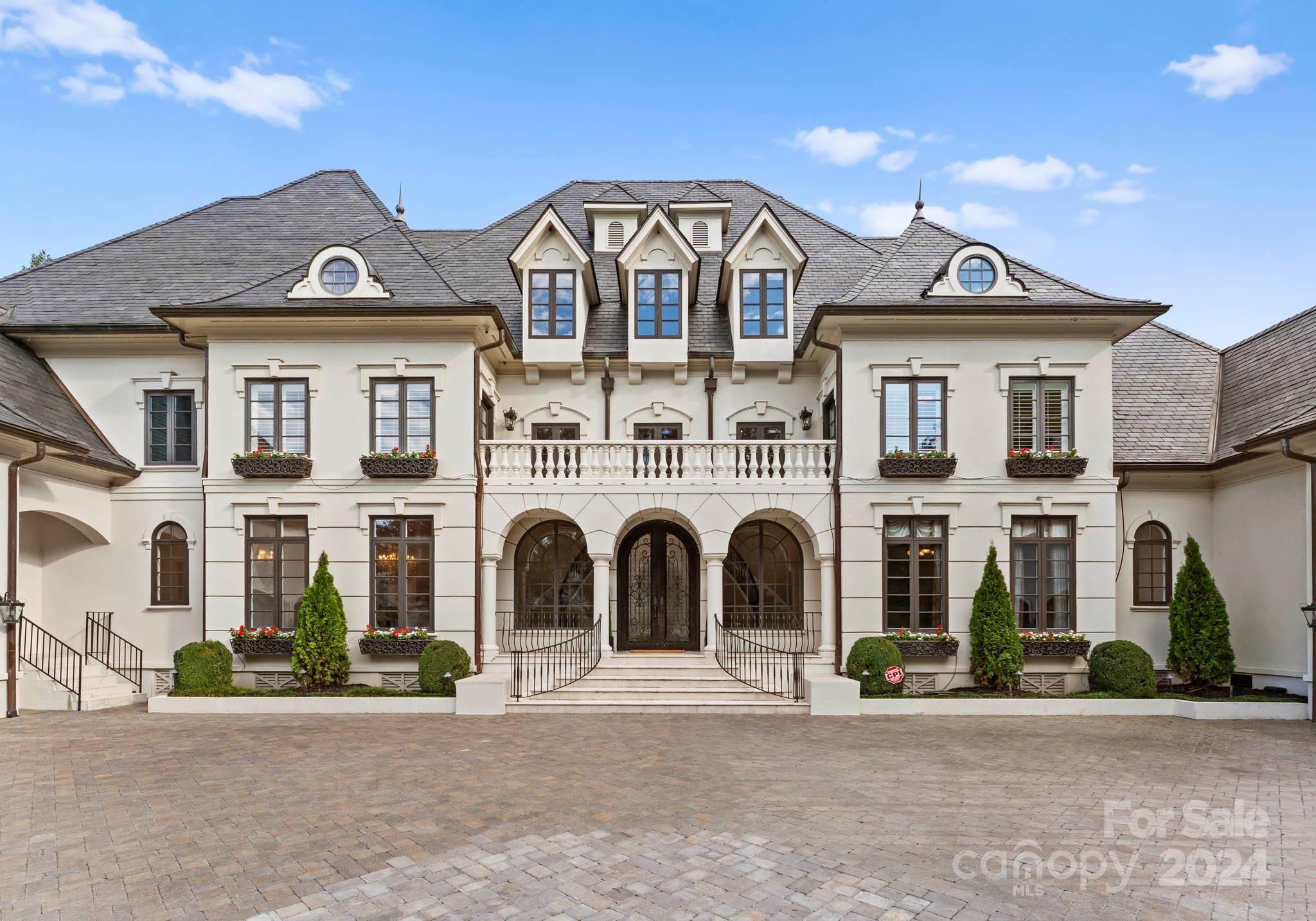 Seven Eagles - Residential