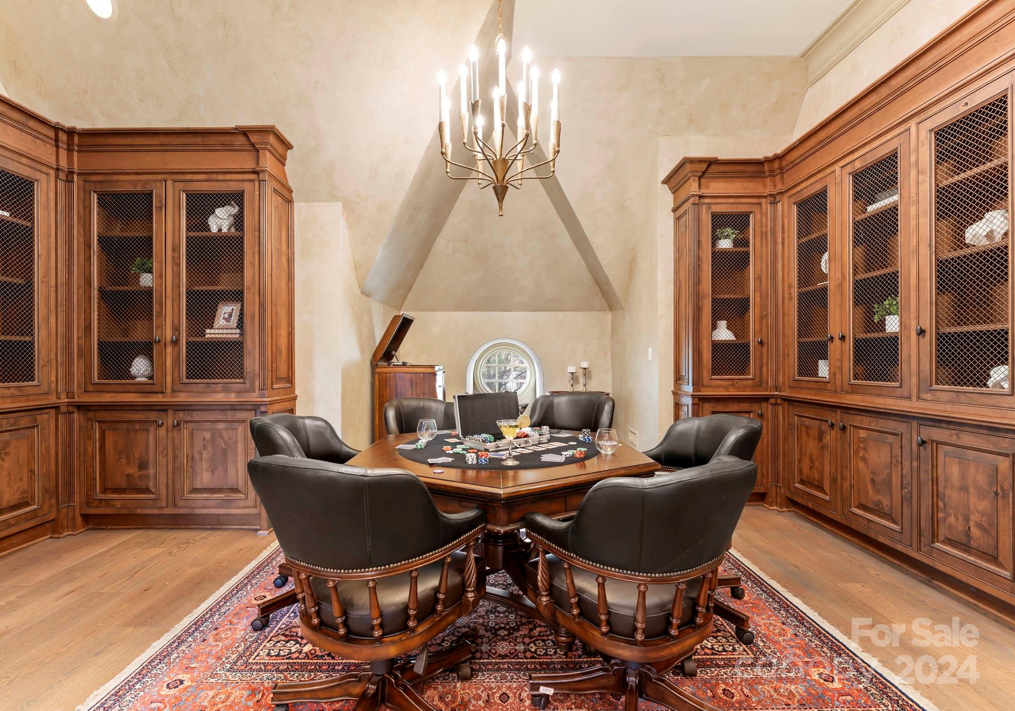 Seven Eagles - Residential