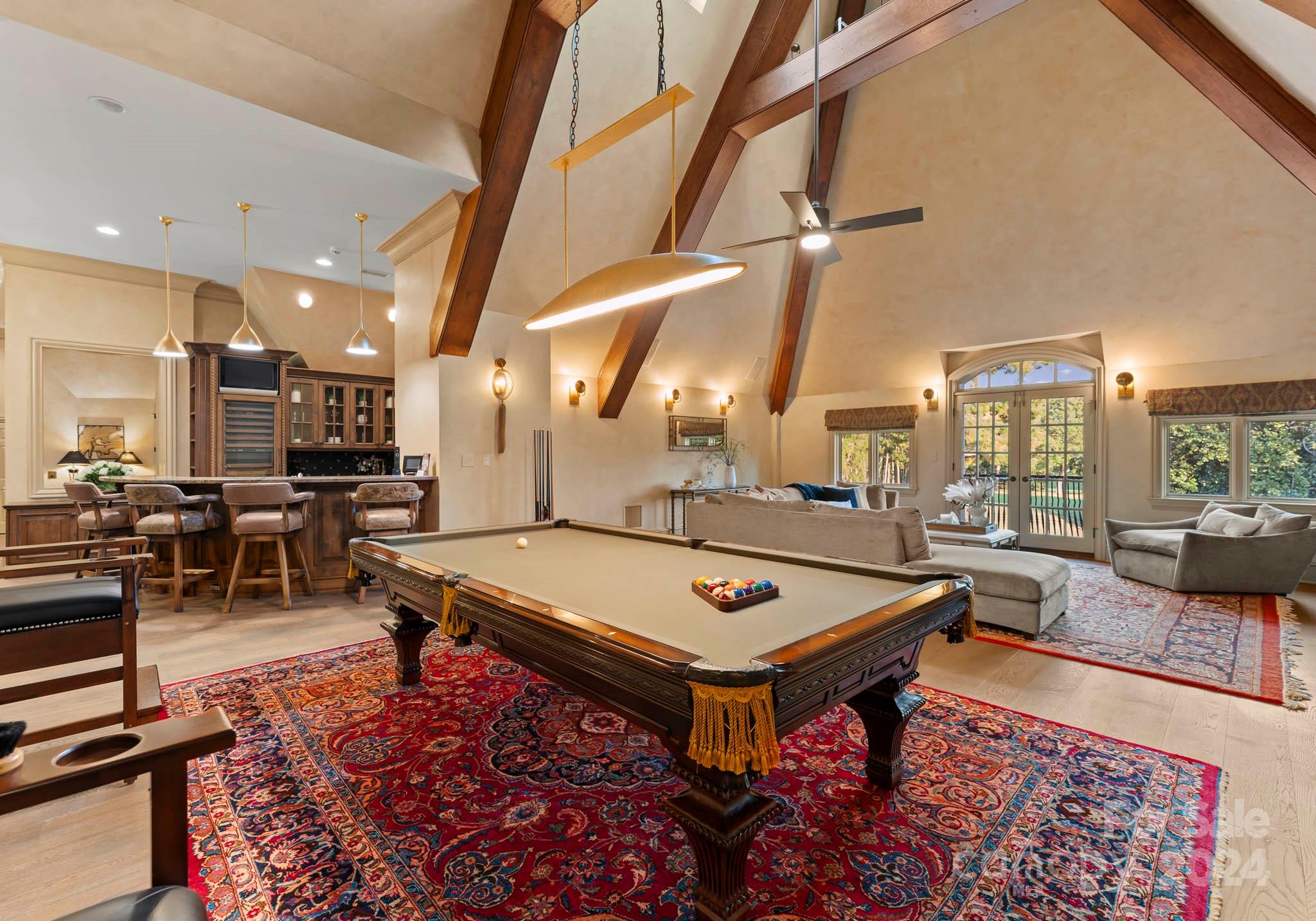 Seven Eagles - Residential