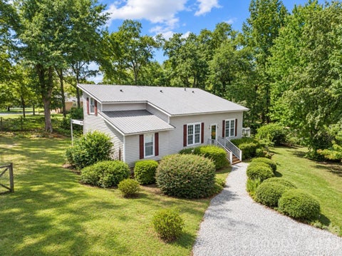 Photo of 127 Kamala Road, Kershaw, SC 29067 (MLS # 4425627)