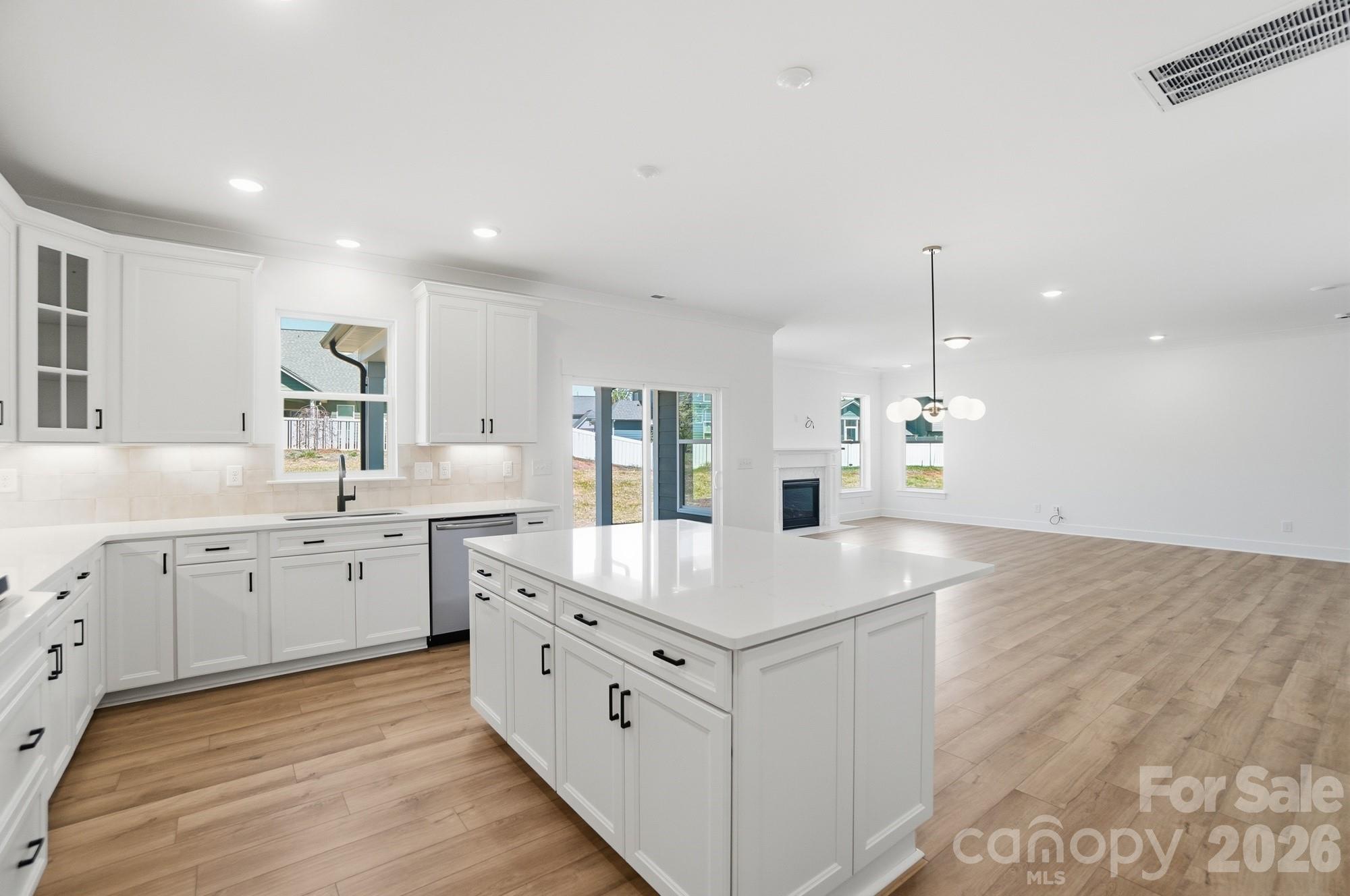 Robinson Oaks - Residential