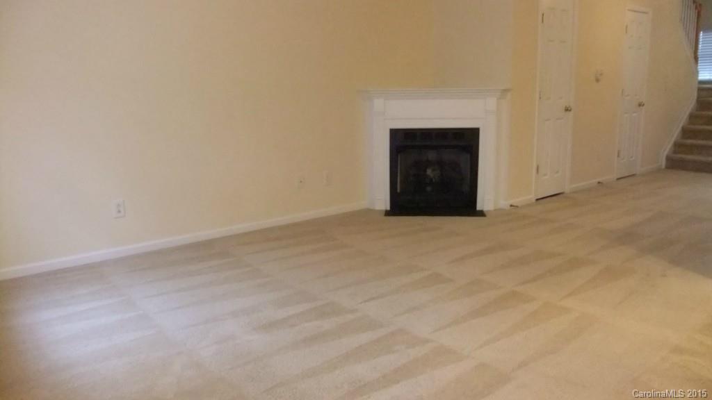 Lexington Commons - Residential Lease