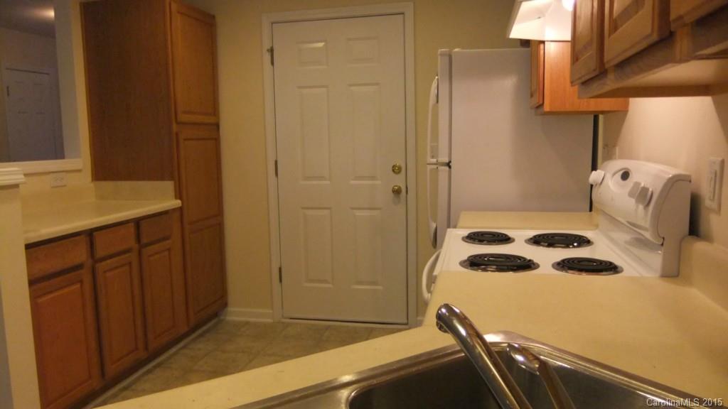 Lexington Commons - Residential Lease