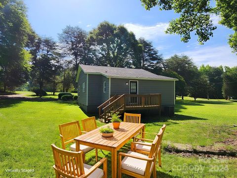 A home in Clover