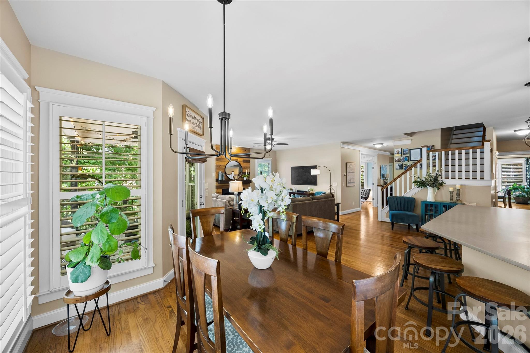 Lake Shore - Residential