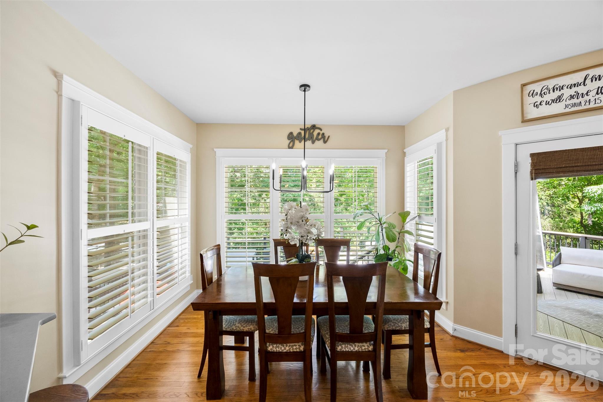 Lake Shore - Residential