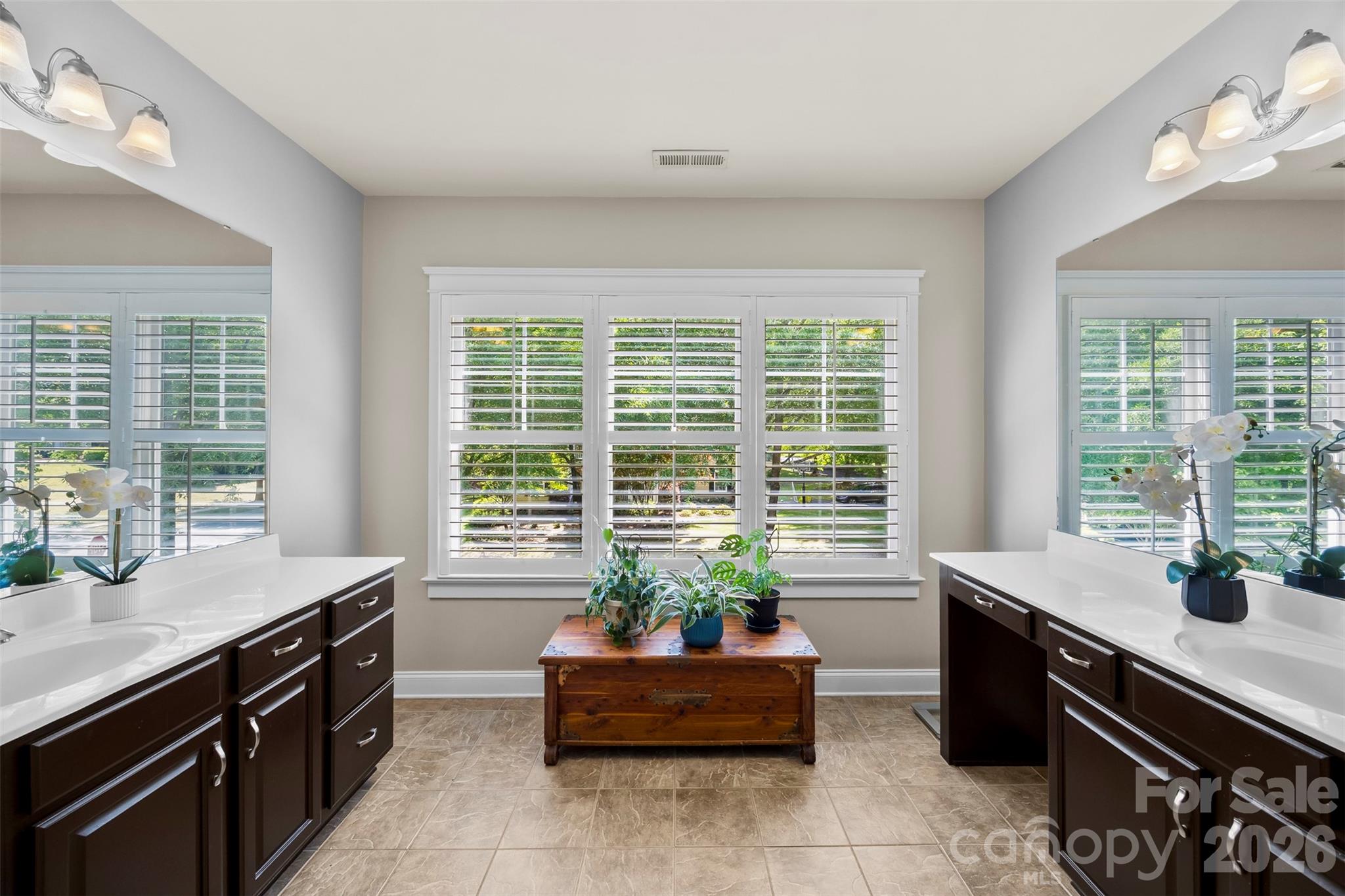 Lake Shore - Residential