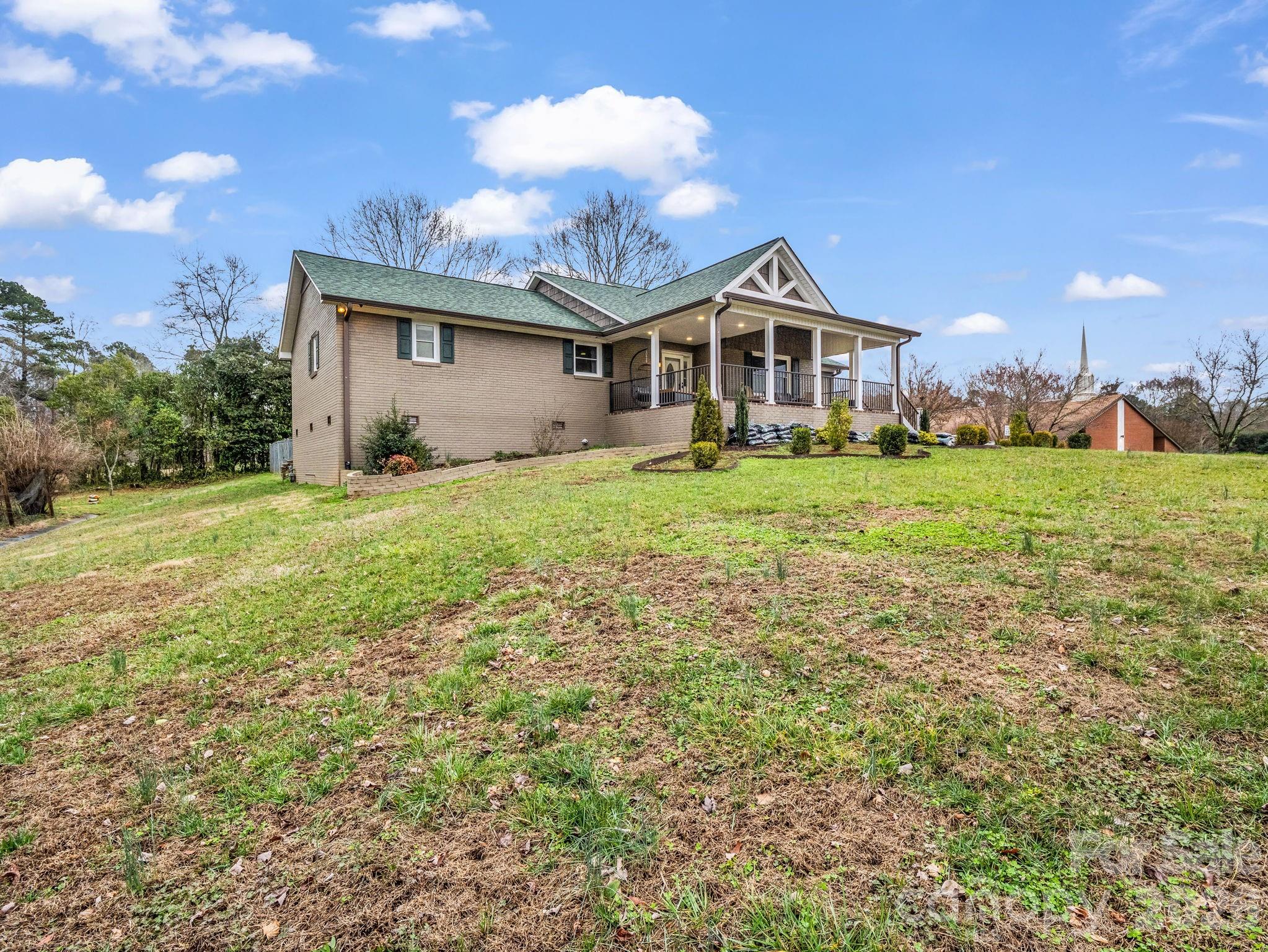 Country Club Gardens - Residential