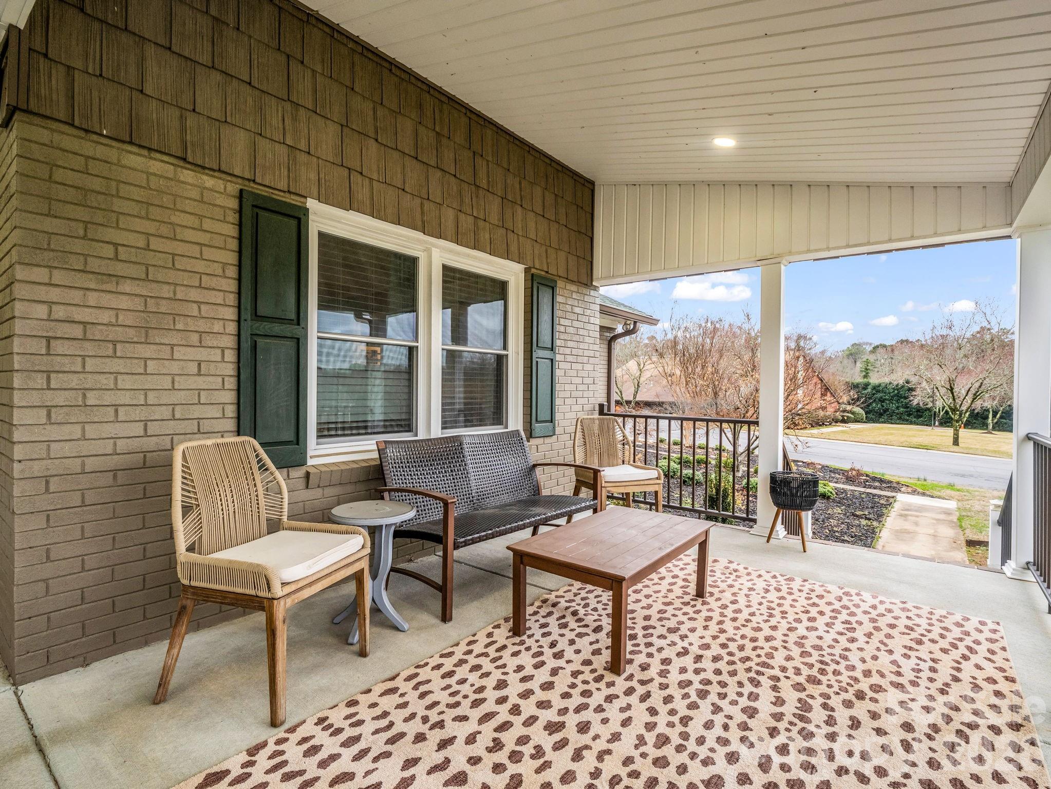 Country Club Gardens - Residential