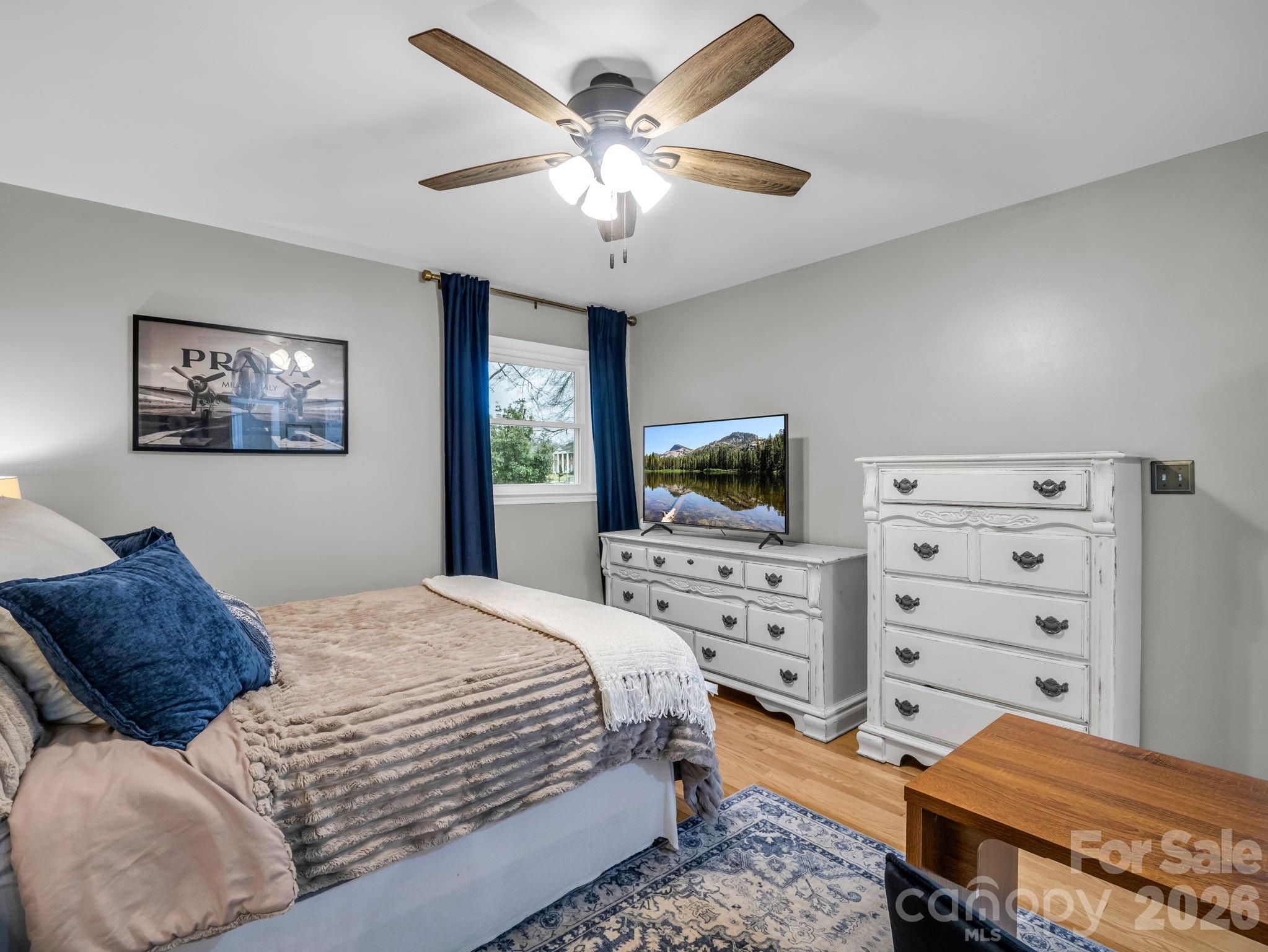 Country Club Gardens - Residential