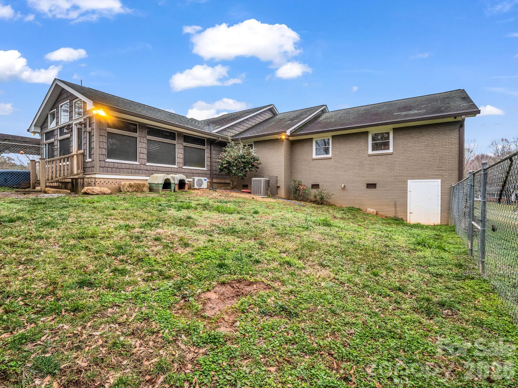 Country Club Gardens - Residential