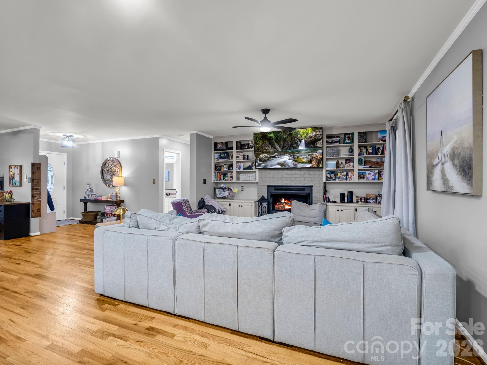 Country Club Gardens - Residential