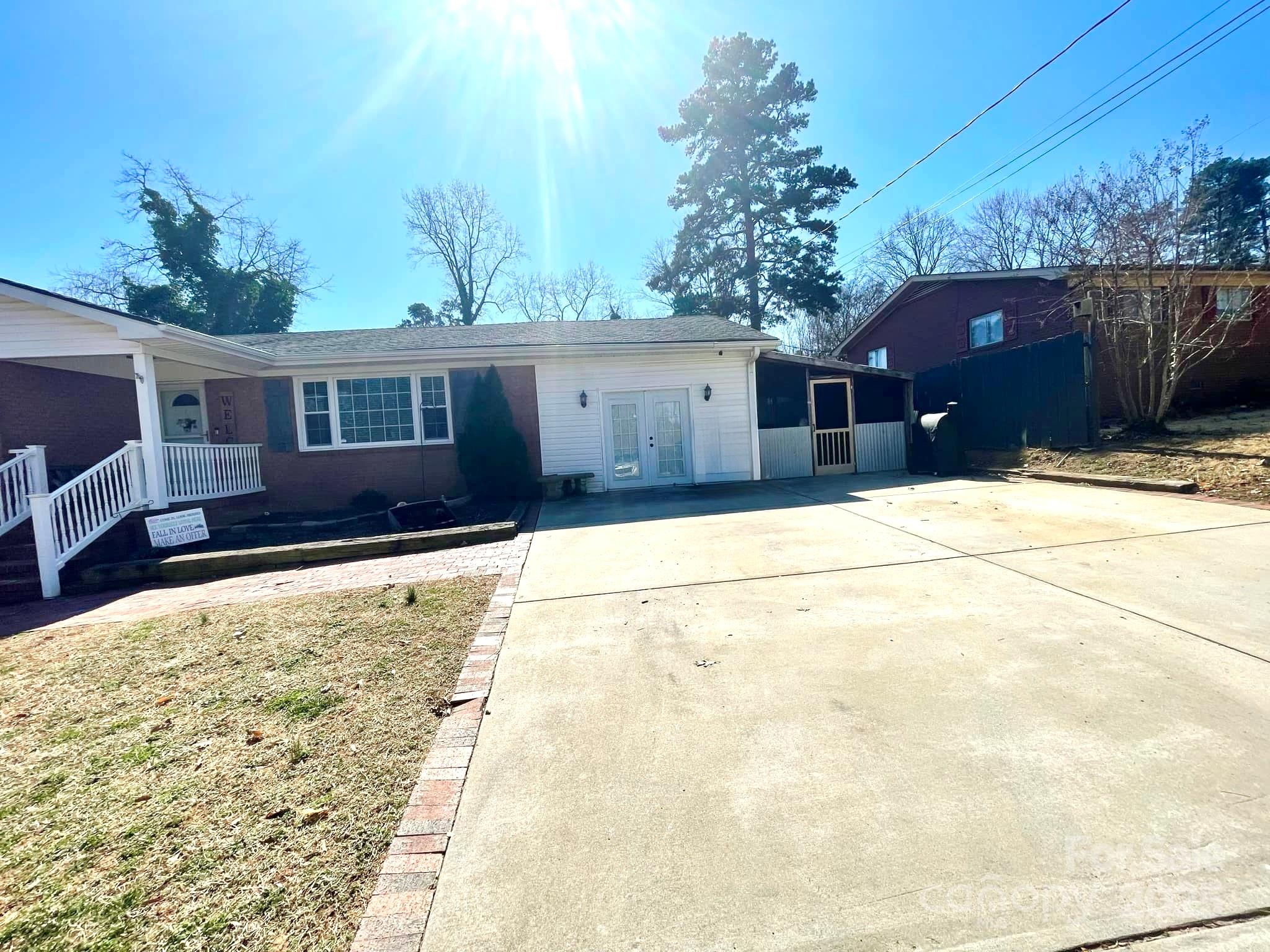 Woodcrest - Residential