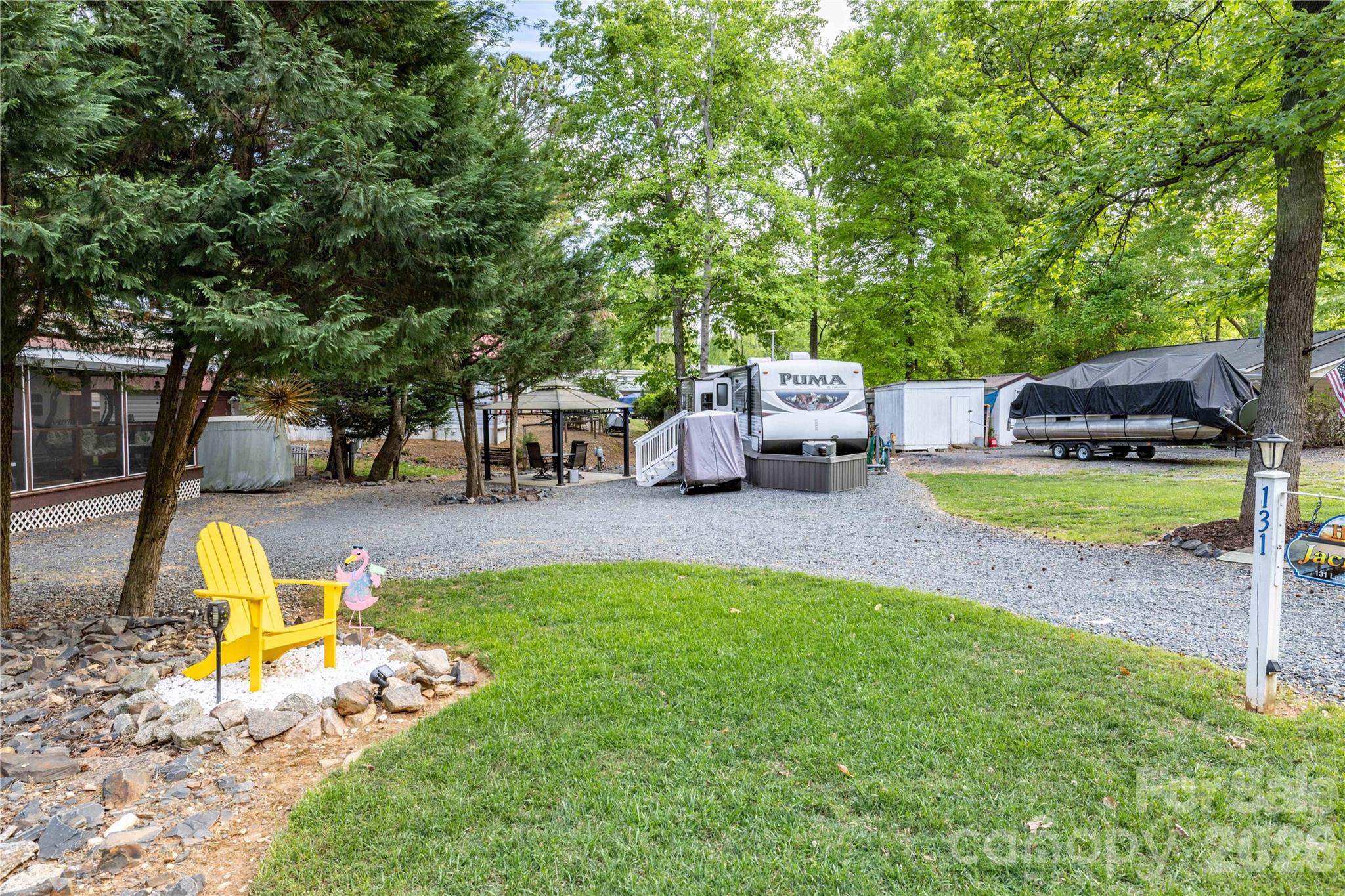 Twin Harbor - Residential