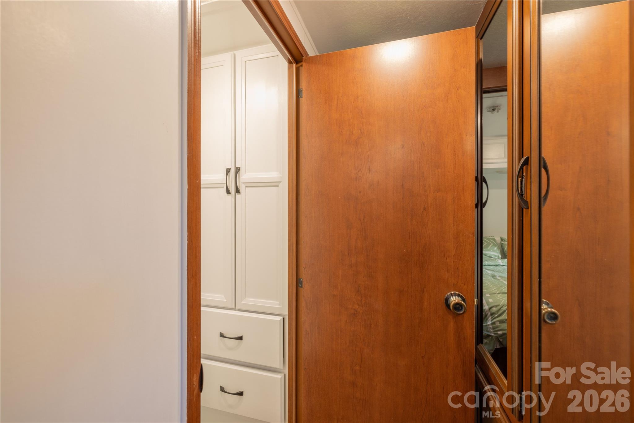 Twin Harbor - Residential