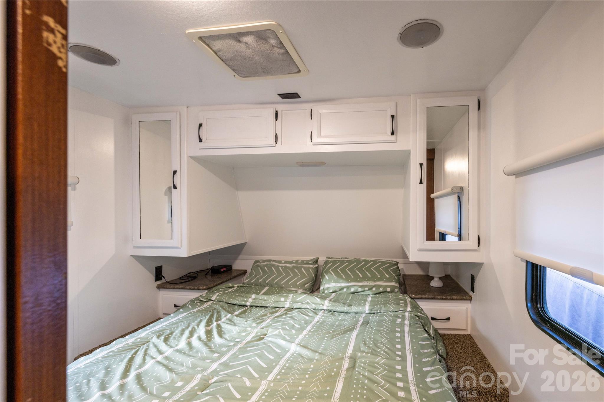 Twin Harbor - Residential