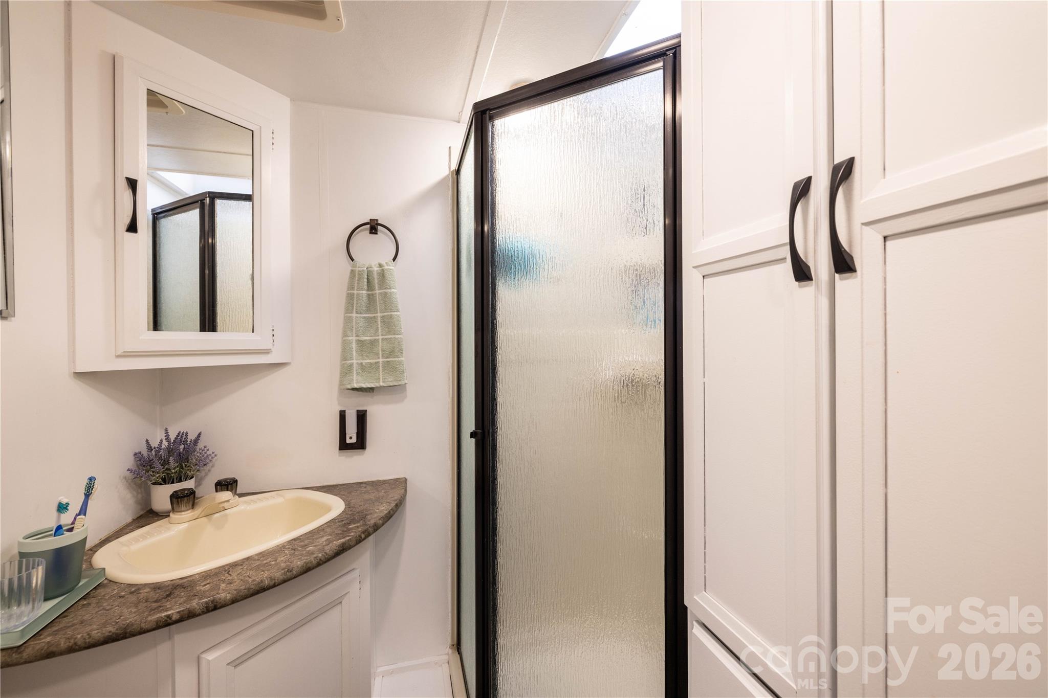 Twin Harbor - Residential