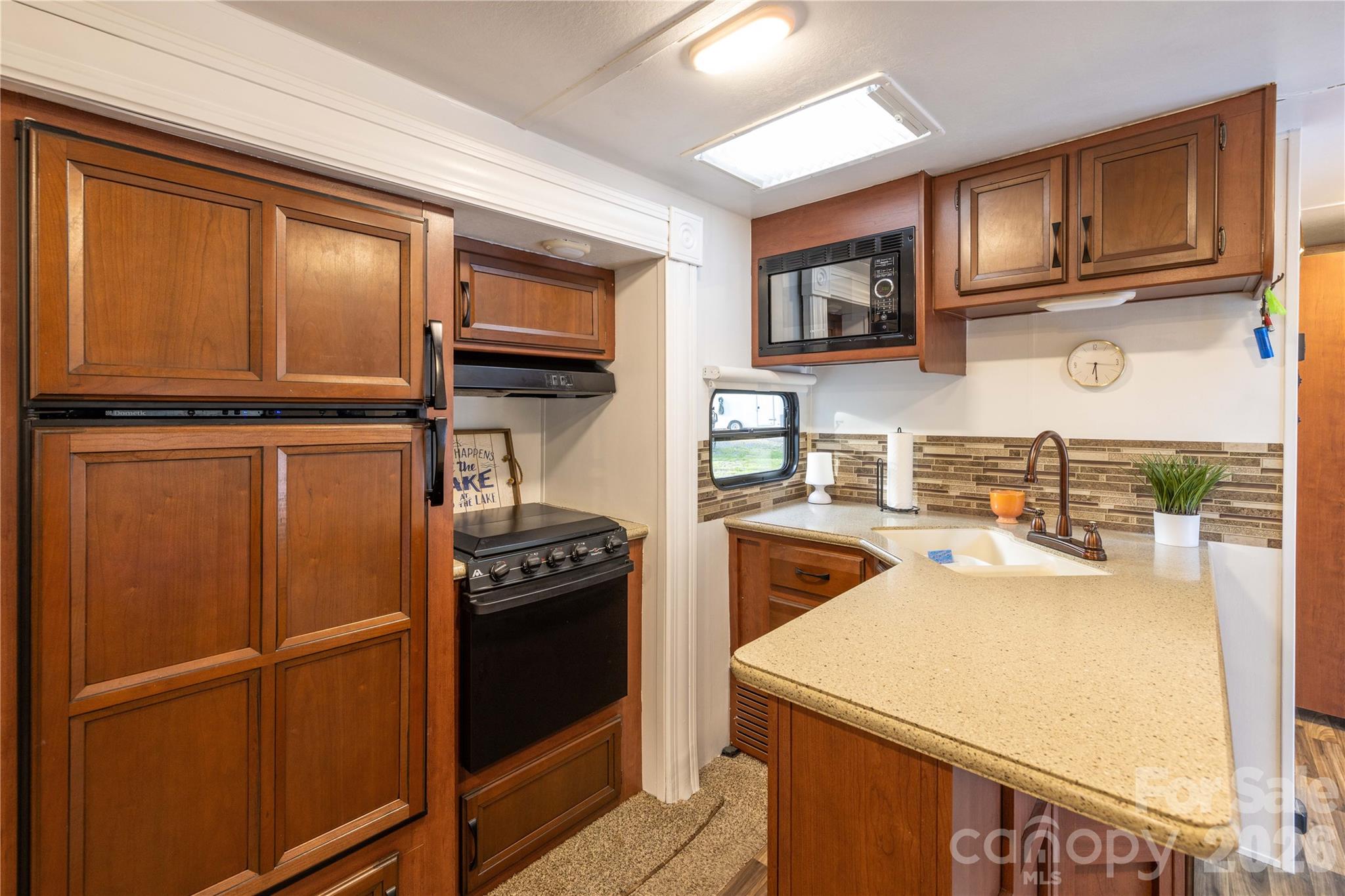 Twin Harbor - Residential