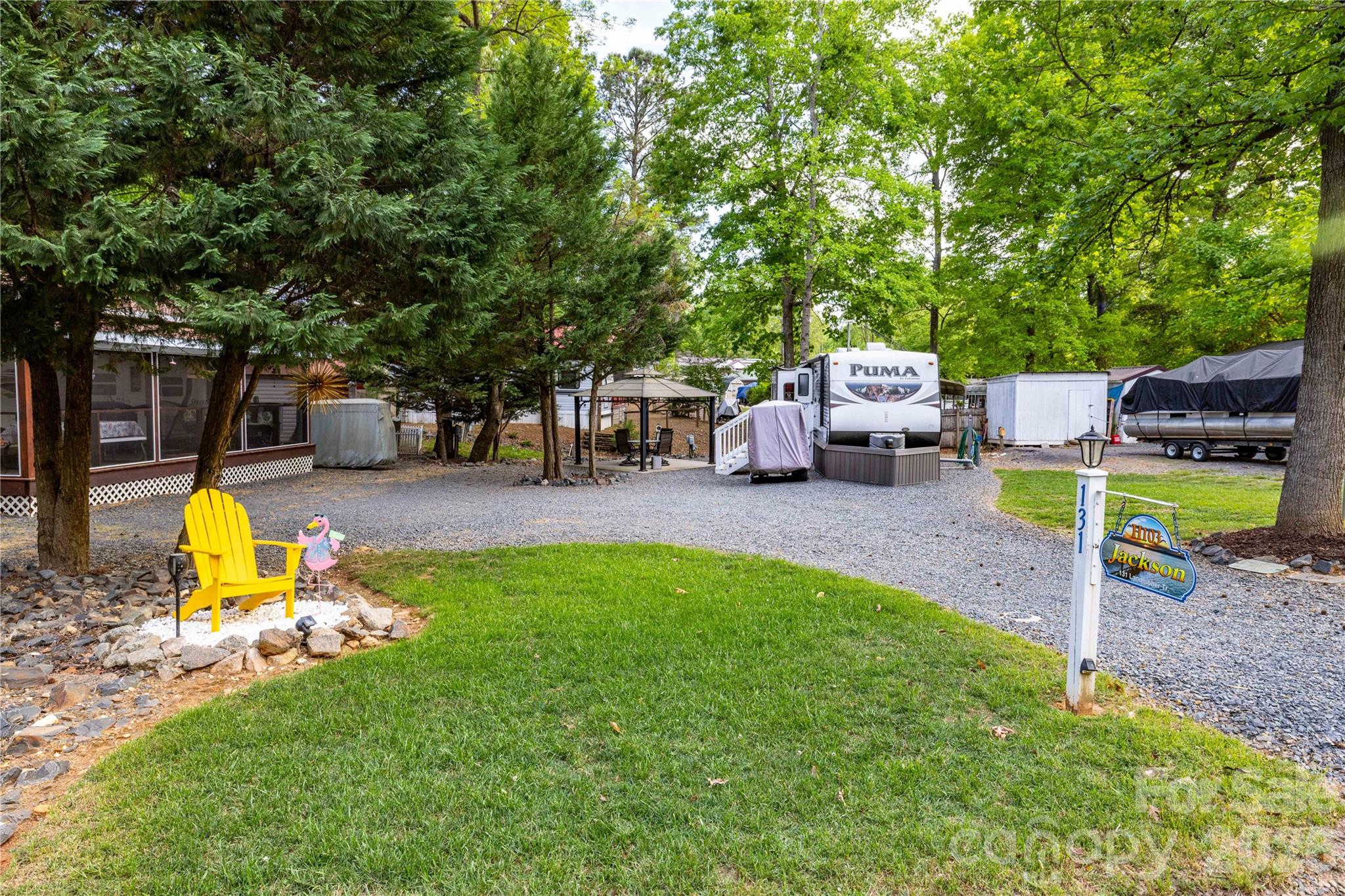 Twin Harbor - Residential