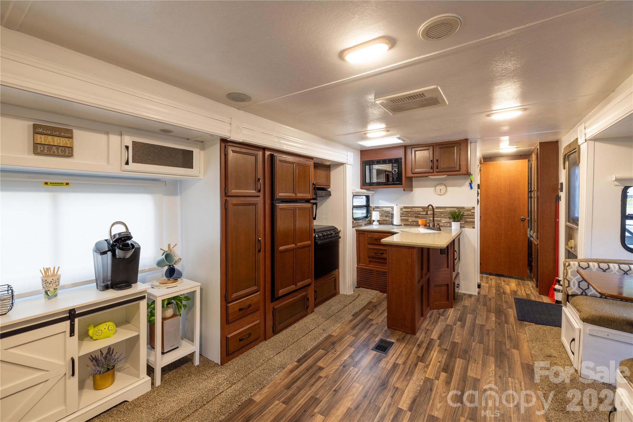 Twin Harbor - Residential