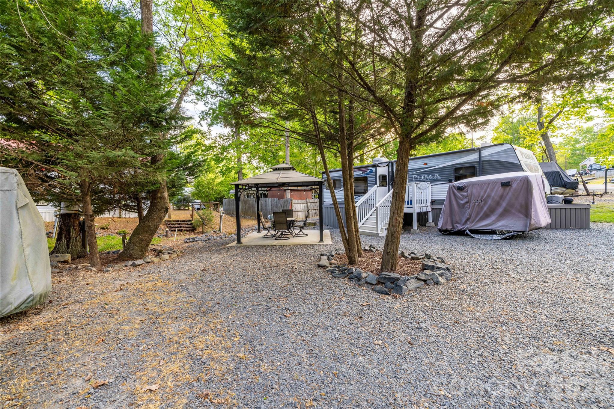 Twin Harbor - Residential