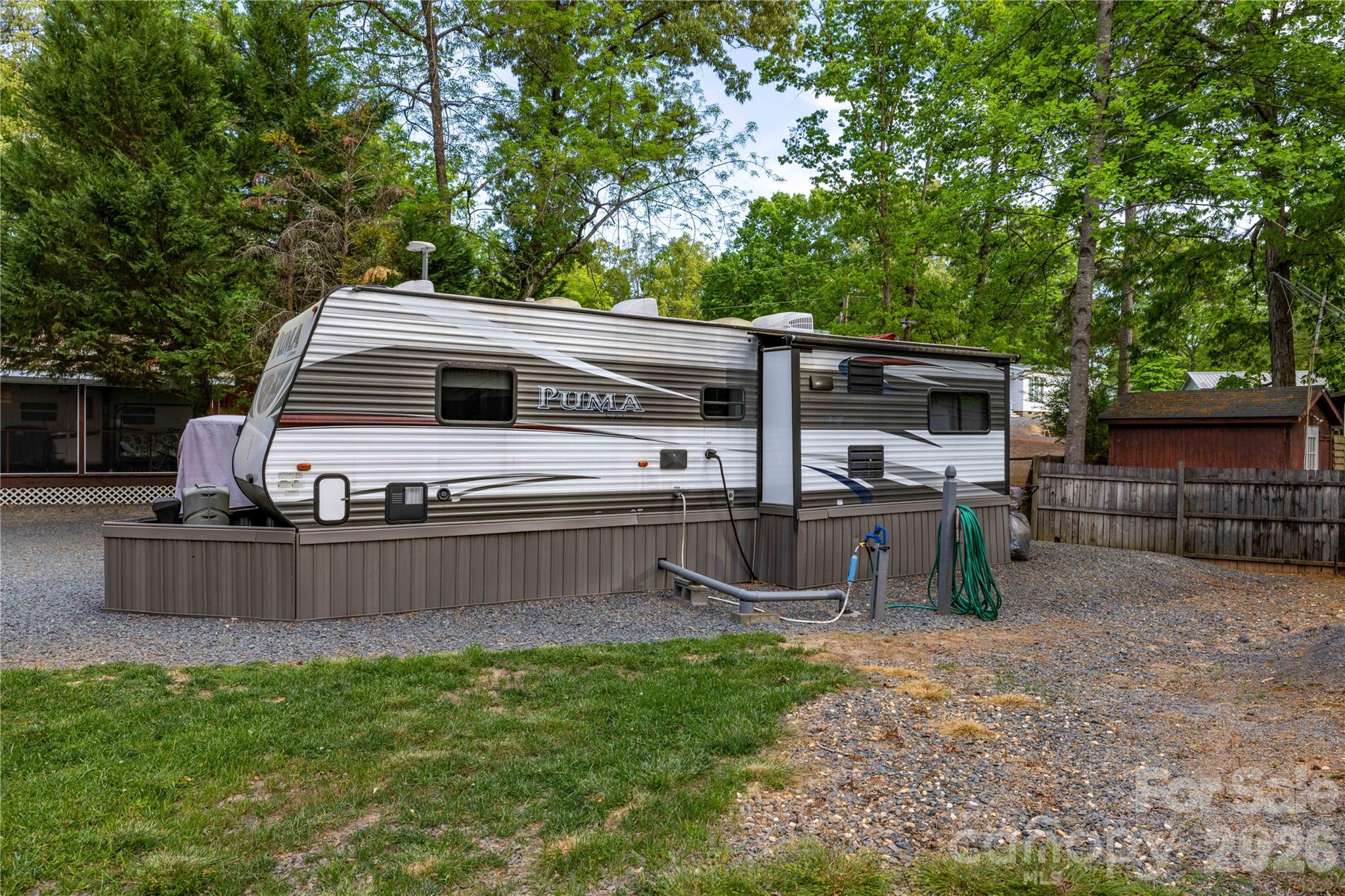 Twin Harbor - Residential