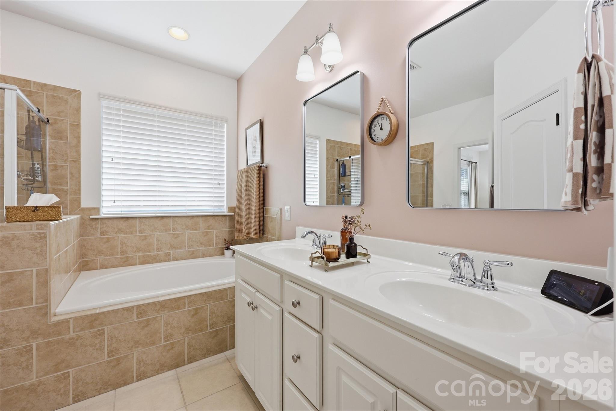 Reserve At Gold Hill - Residential