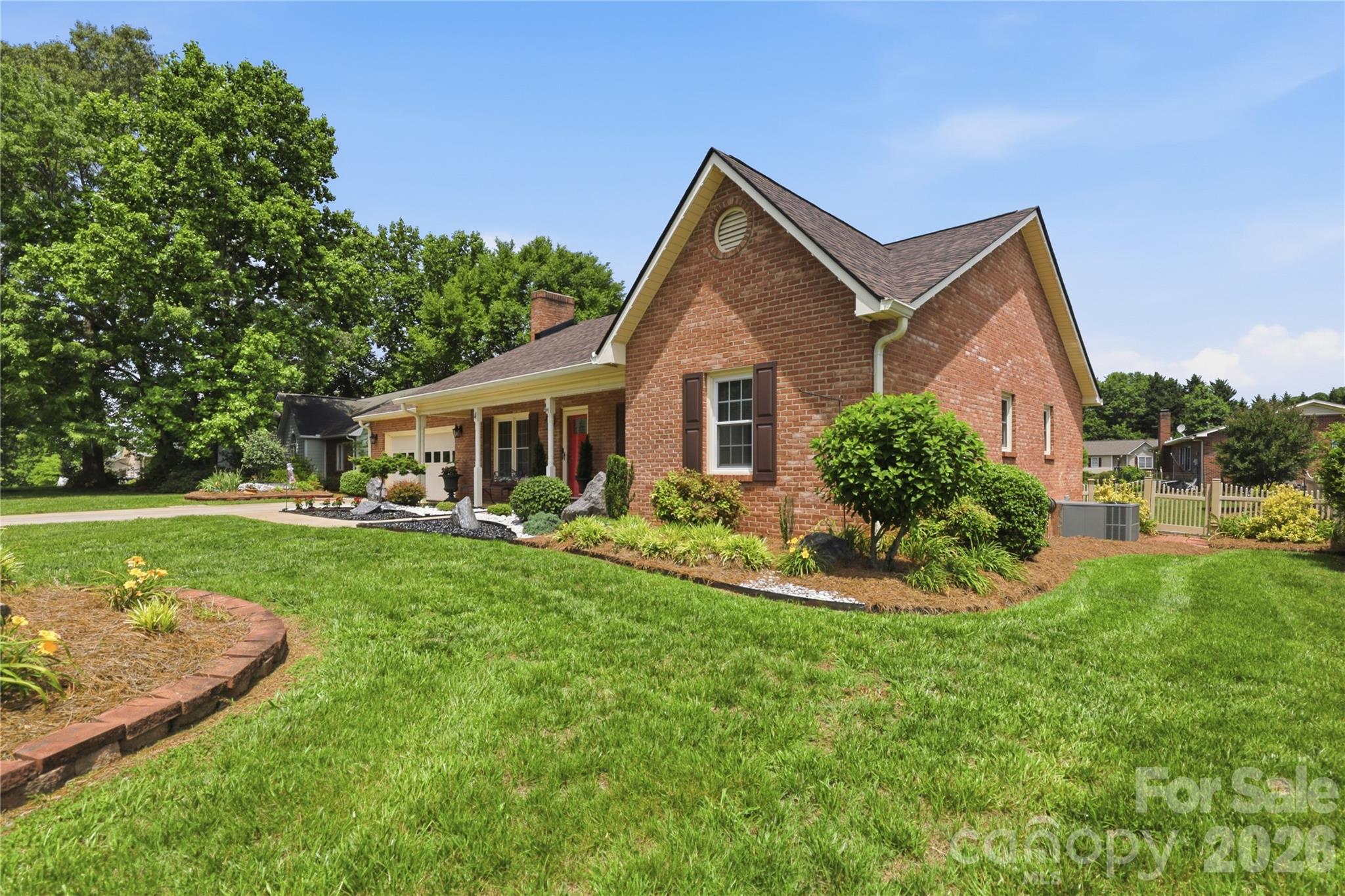 4 Fox Ridge Drive