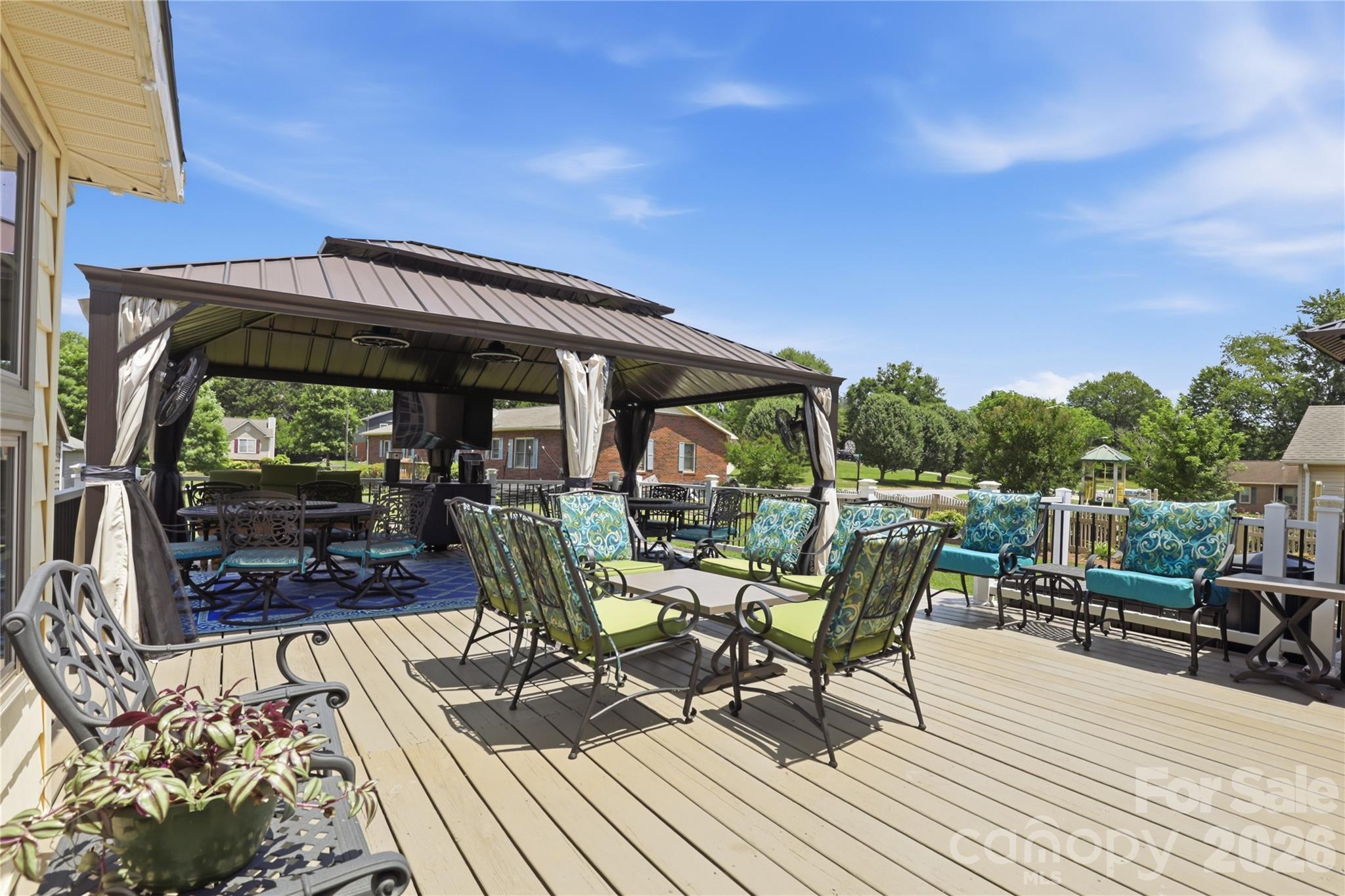 Hunters Creek - Residential