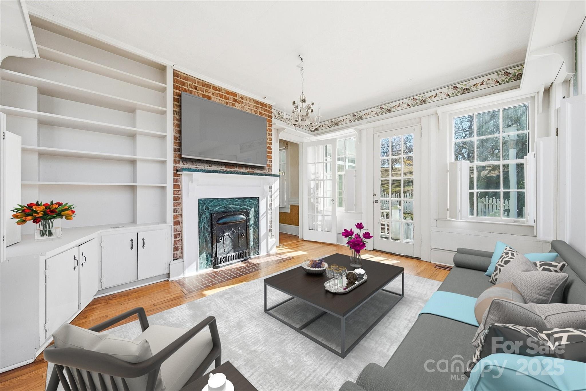 1010 College Avenue SW