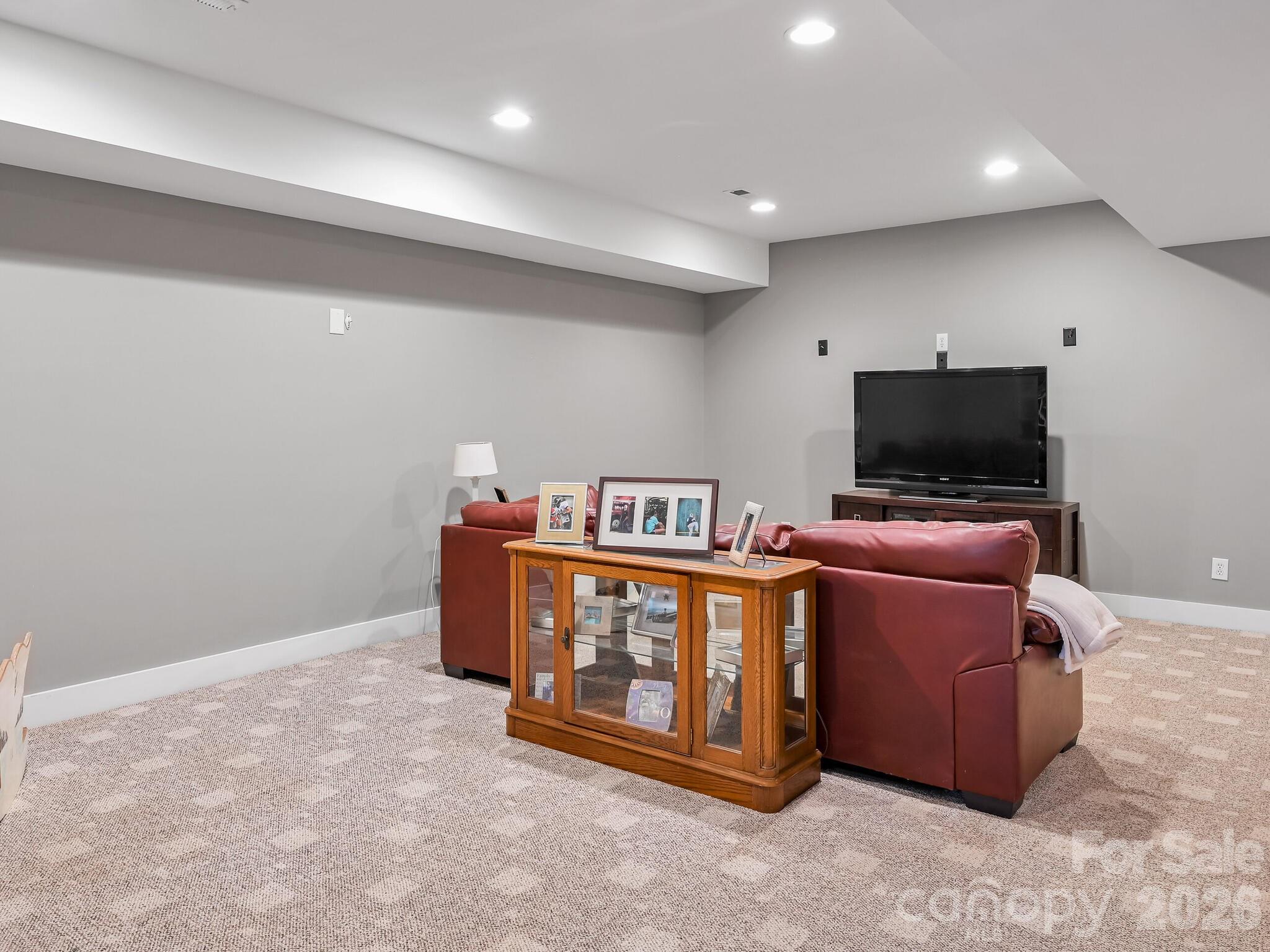 Full View Estates - Residential