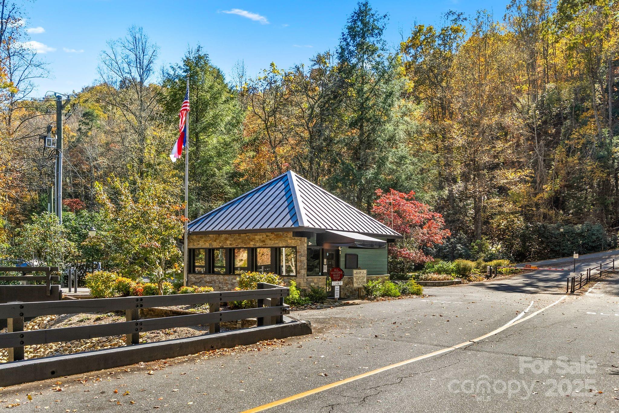 Connestee Falls - Residential