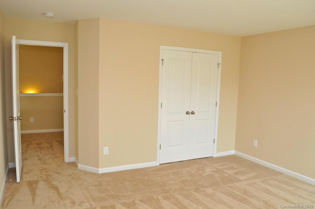 The Vineyard at Lexington - Residential