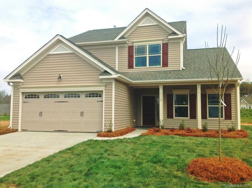Dramatic floorplan features 2-story great room, stunning kitchen w/granite, luxurious master on main level plus formal and informal
dining options. Spacious guest bedrooms & flexible loft space. Convenient location for easy commute to Greensboro/Winston Salem areas.