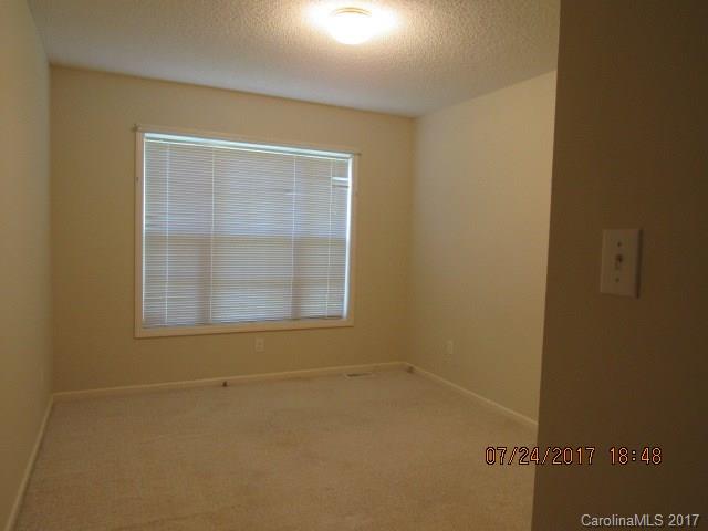 HUNTERS RIDGE - Residential