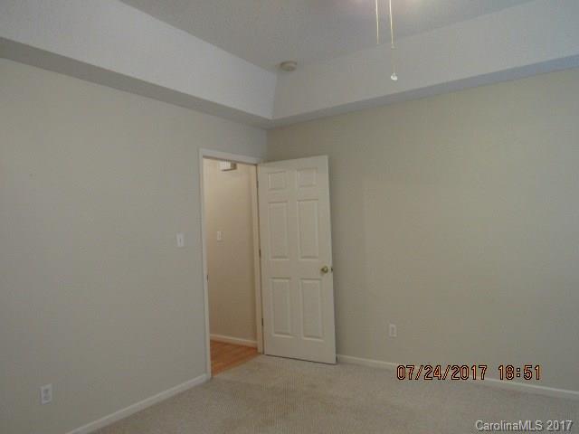 HUNTERS RIDGE - Residential