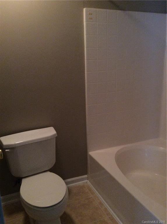 Elizabeth Townes - Residential Lease