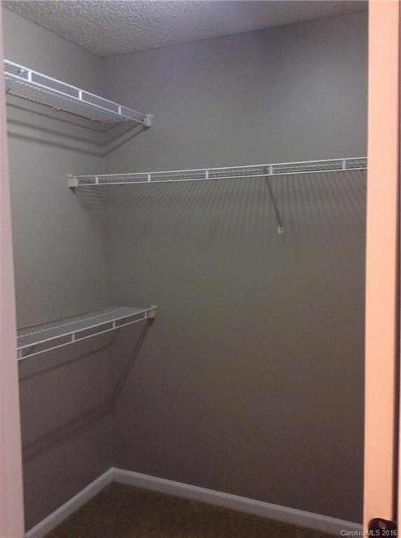 Elizabeth Townes - Residential Lease