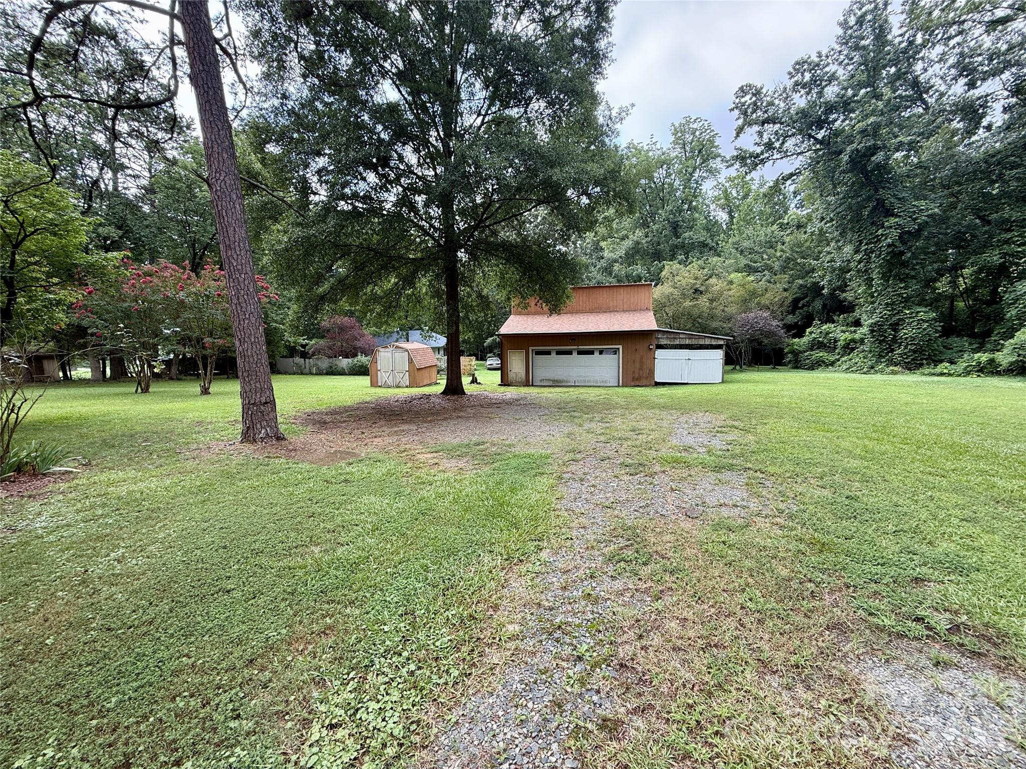 8016 Hedrick Circle