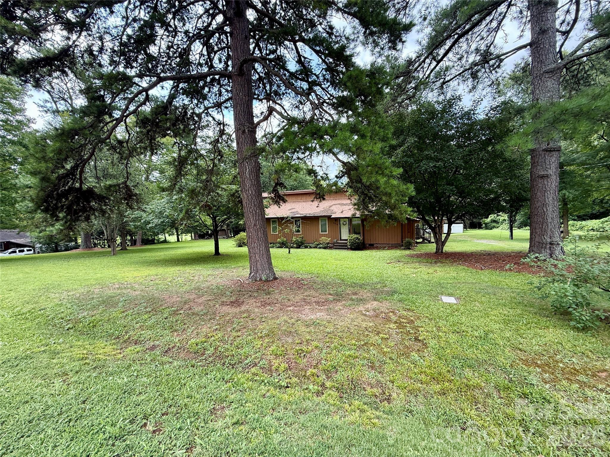 8016 Hedrick Circle