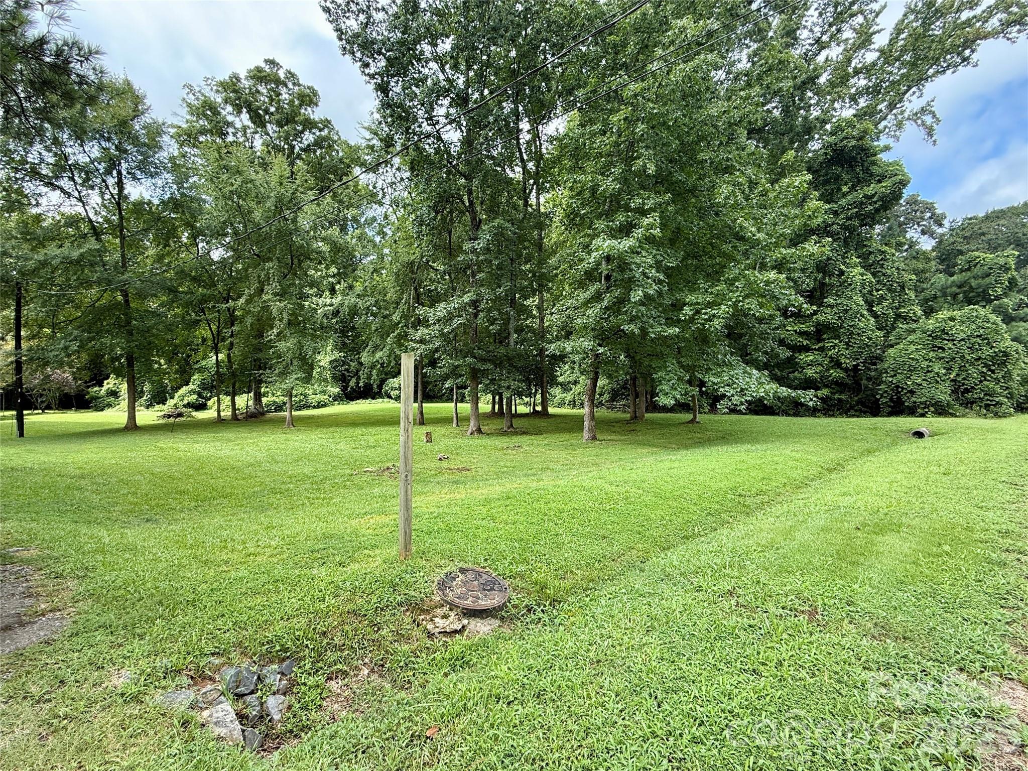 8016 Hedrick Circle