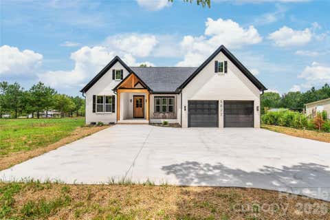 Photo of 5822 Potter Road S, Waxhaw, NC 28173 (MLS # 4412912)