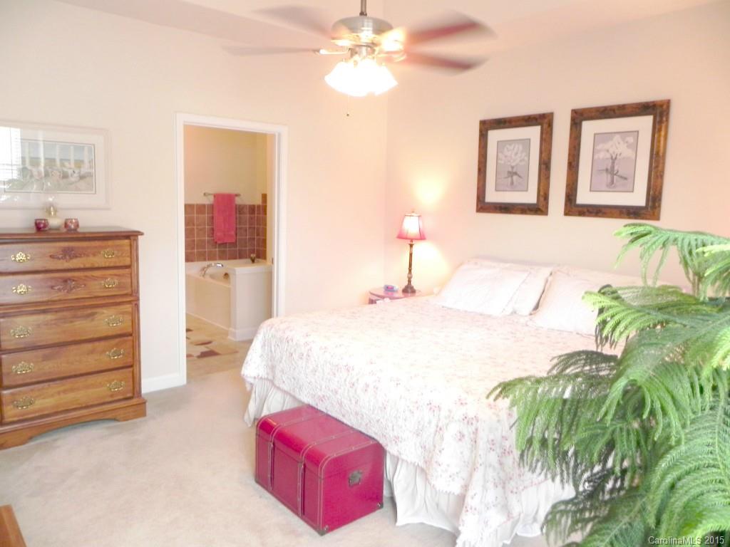 Oakhurst - Residential Lease