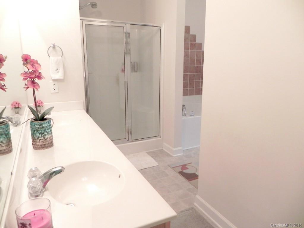 Oakhurst - Residential Lease