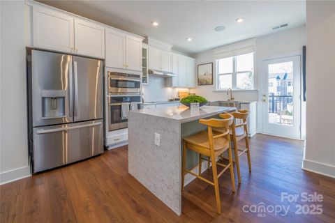 7011 Impulse Court Charlotte NC 28205