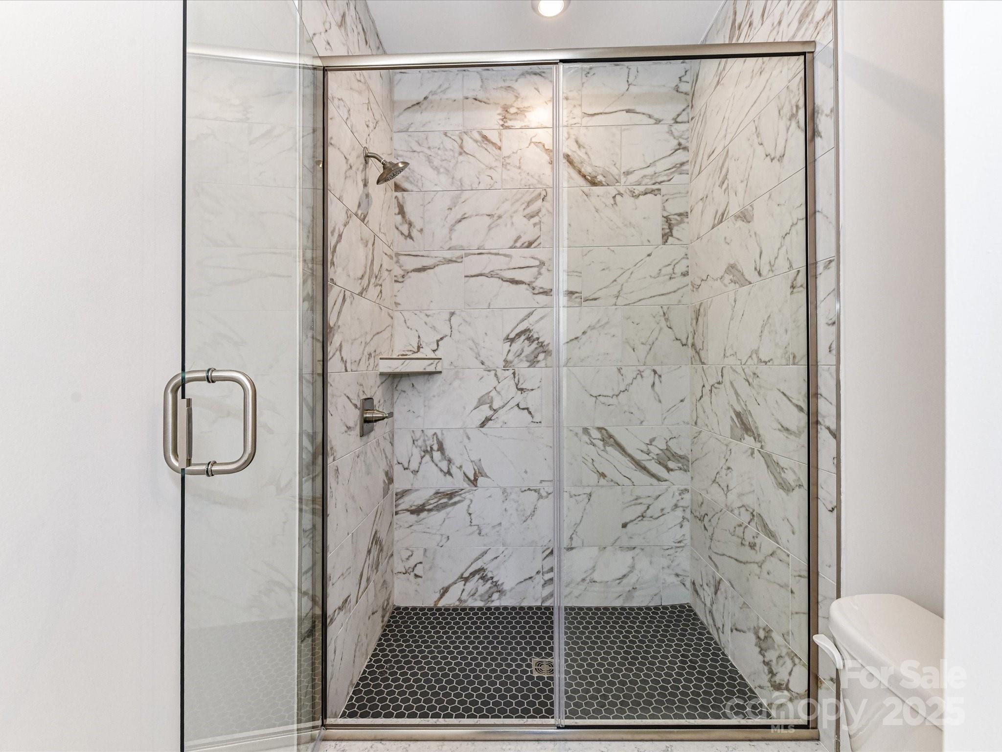 Context at Oakhurst - Residential