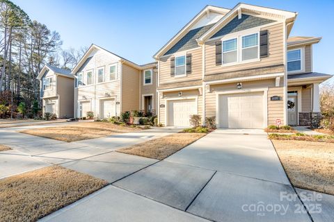 A home in Huntersville